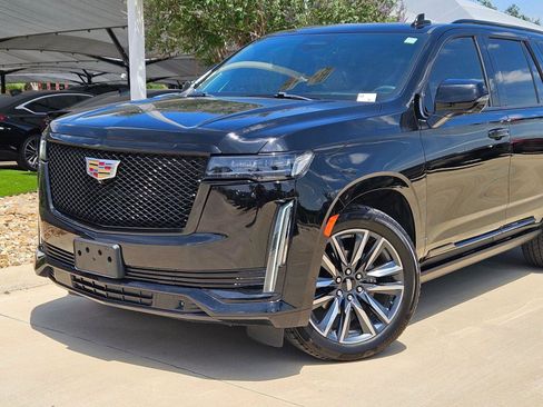 Used 2021 Cadillac Escalade Sport w/ Driver Assist Tech Package AWD/4WD image 6