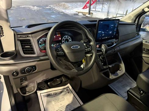 Used 2023 Ford Transit 350 XLT image 24