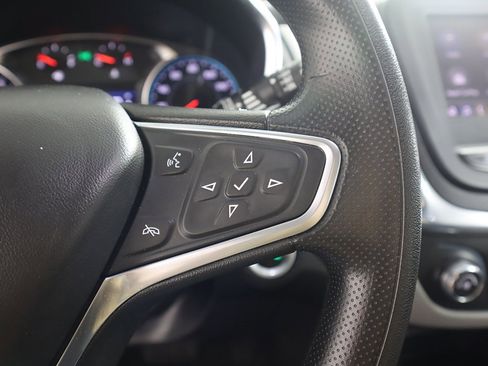 Used 2023 Chevrolet Equinox LT image 39