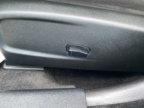 Used 2012 Dodge Charger SE w/ Sport Appearance Group image 17