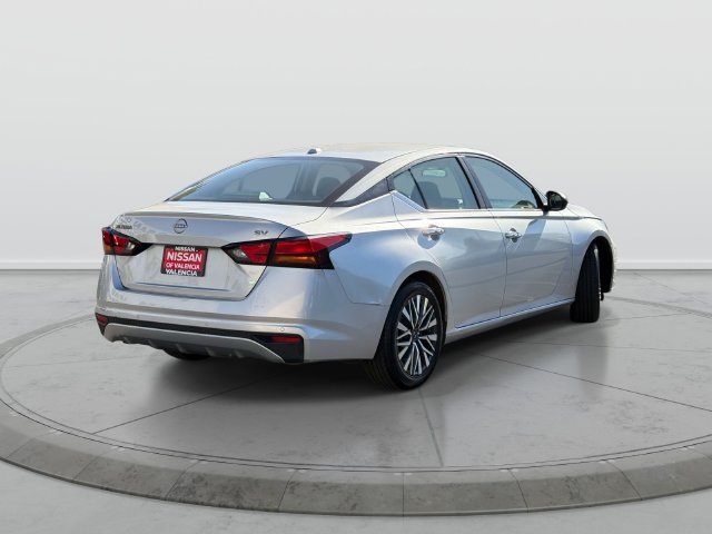 Certified 2024 Nissan Altima 2.5 SV FWD image 4