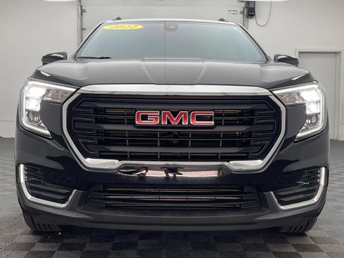 Used 2022 GMC Terrain SLE w/ Driver Convenience Package FWD image 12