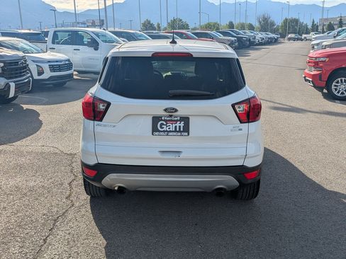 Used 2019 Ford Escape SE AWD/4WD image 4