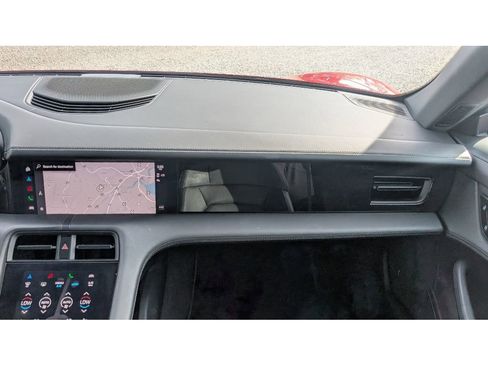 Used 2020 Porsche Taycan 4S image 31