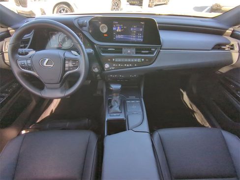 Used 2022 Lexus ES 350 w/ Premium Package image 16