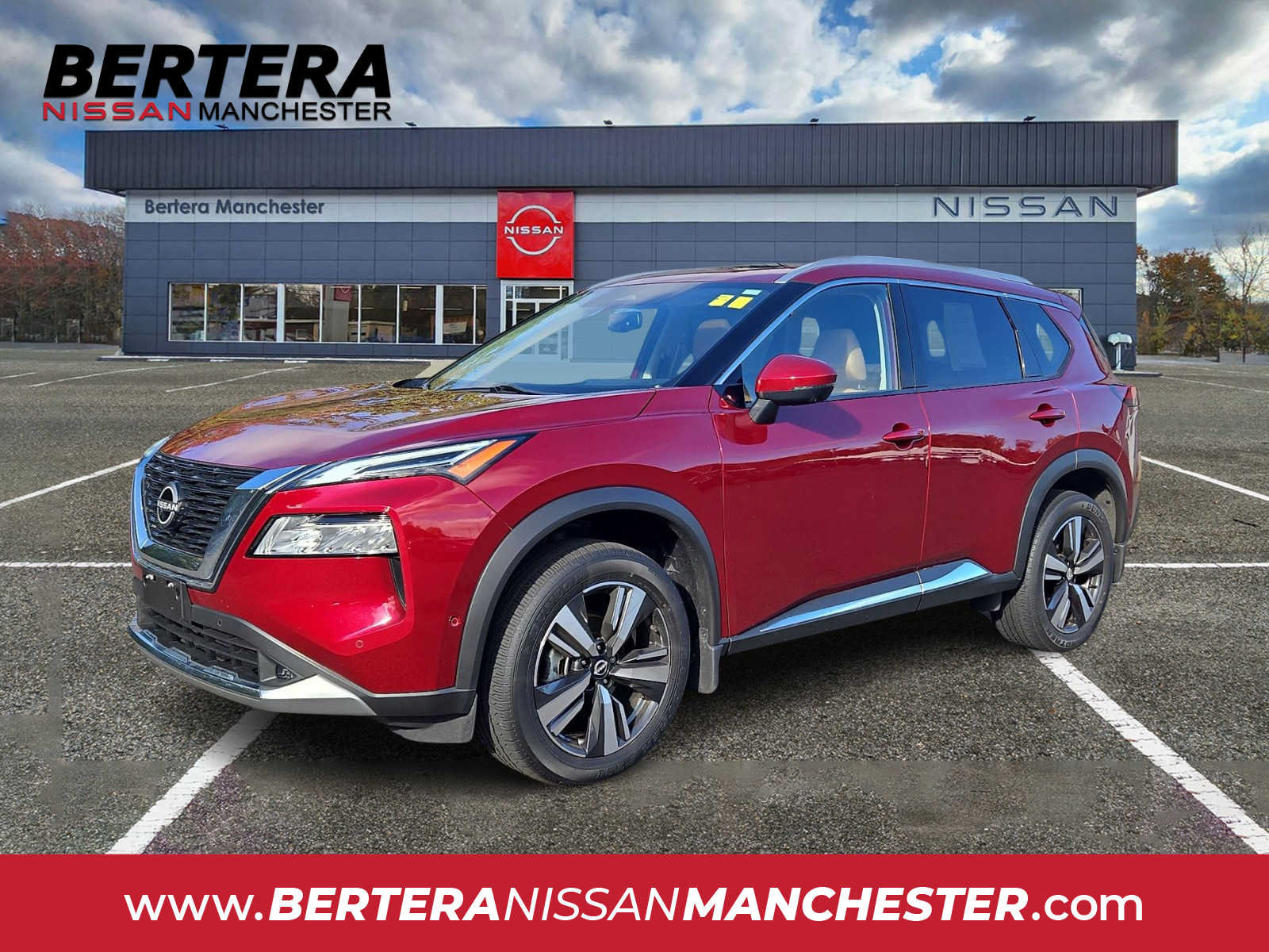 Used 2022 Nissan Rogue Platinum w/ Head-Up Display Package AWD/4WD image 1