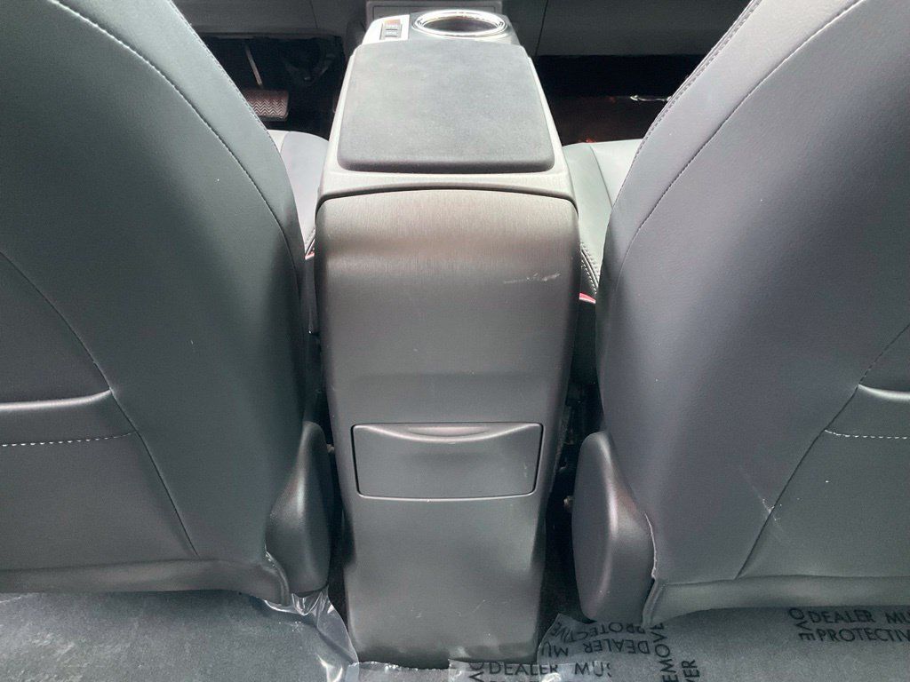 Used 2012 Toyota Prius V Five FWD image 33