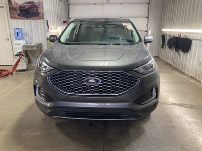 Used 2023 Ford Edge SEL w/ Convenience Package