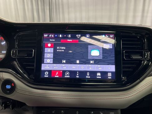 Used 2024 Dodge Durango GT image 17