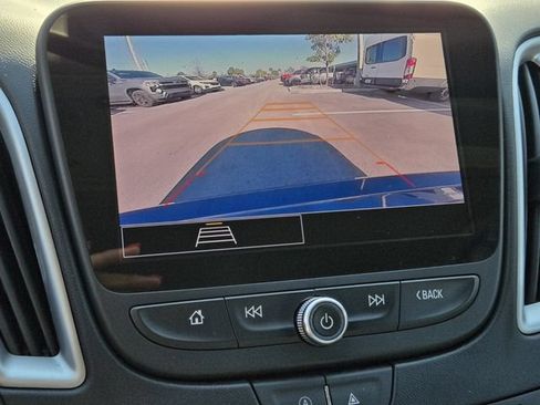 Used 2023 Chevrolet Malibu LT FWD image 23