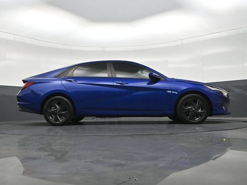 Used 2023 Hyundai Elantra SEL FWD image 34