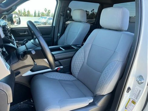 Certified 2025 Toyota Tundra SR5 w/ SR5 Convenience Package AWD/4WD image 17