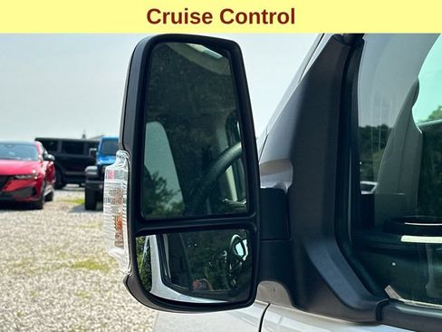 Certified 2025 Ford Transit 350 XL AWD/4WD image 8