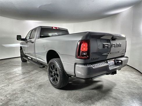 Used 2025 RAM 3500 Big Horn image 6