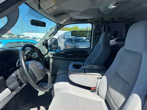 Used 2005 Ford F250 XLT RWD image 16