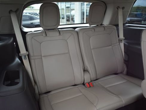 Used 2020 Lincoln Aviator Reserve w/ Equipment Group 202A AWD/4WD image 55