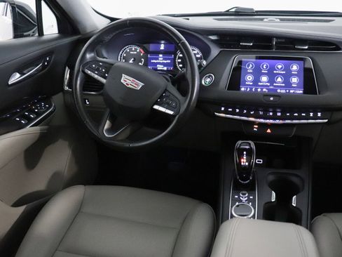 Used 2023 Cadillac XT4 Luxury image 26