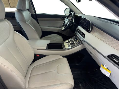 Used 2021 Hyundai Palisade SEL w/ Premium Package image 15