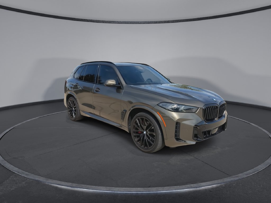 Used 2024 BMW X5 xDrive40i w/ M Sport Package AWD/4WD image 2