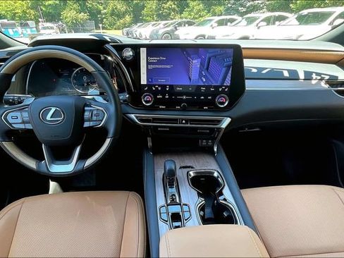 Used 2024 Lexus RX 350 Premium w/ Accessory Package (Z1) AWD/4WD image 7