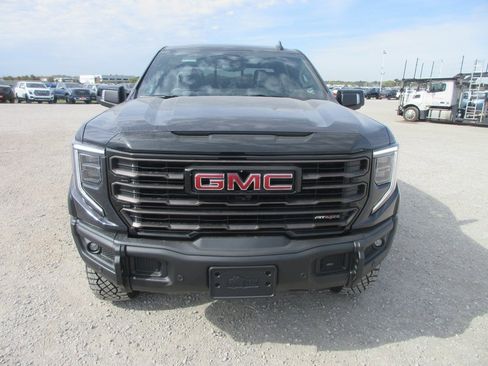 New 2026 GMC Sierra 1500 AT4X w/ AT4X AEV Edition image 12