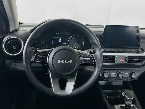 Used 2024 Kia Forte LXS image 18