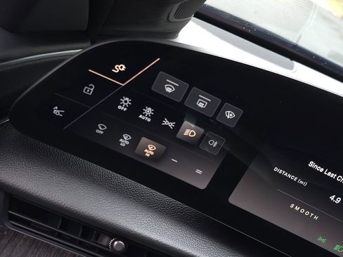 Used 2023 Lucid Air Touring image 53