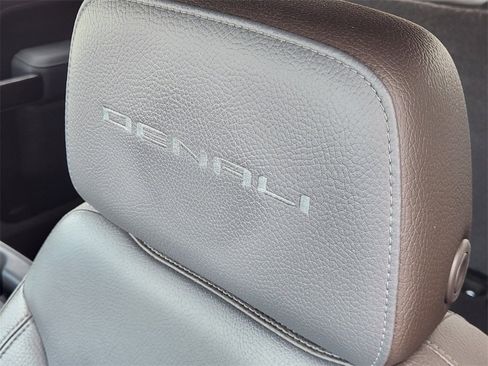 Used 2019 GMC Sierra 1500 Denali w/ Denali Ultimate Package image 25