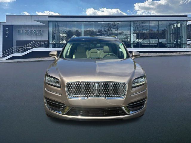 Used 2020 Lincoln Nautilus Reserve w/ Equipment Group 201A FWD image 2