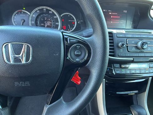 Used 2017 Honda Accord LX image 20