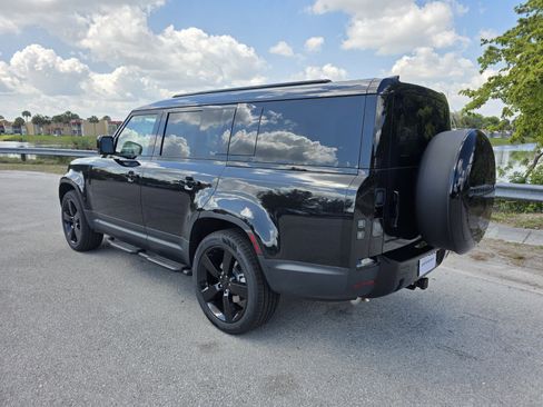 New 2026 Land Rover Defender 130 S image 2