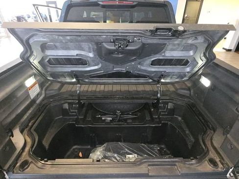 Used 2025 Honda Ridgeline Black Edition image 24