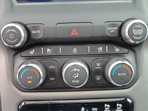 Used 2019 RAM 1500 Sport w/ Level 2 Equipment Group AWD/4WD image 31