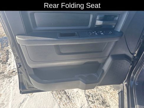 Used 2016 RAM 1500 Express image 12