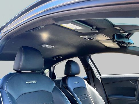 Used 2023 Kia Forte GT-Line FWD image 19