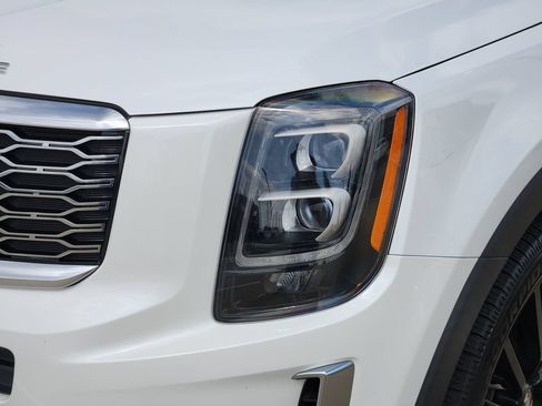 Used 2020 Kia Telluride SX FWD image 9