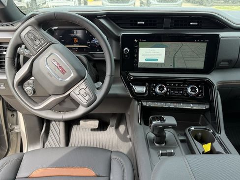 New 2026 GMC Sierra 1500 AT4 w/ AT4 Premium Package AWD/4WD image 7