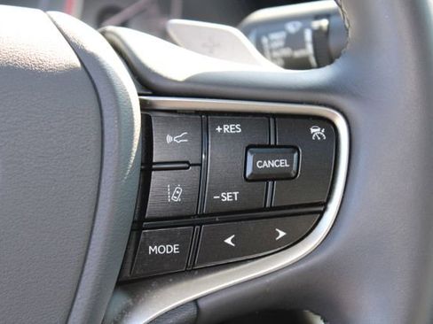 Certified 2024 Lexus ES 350 w/ Premium Package image 17