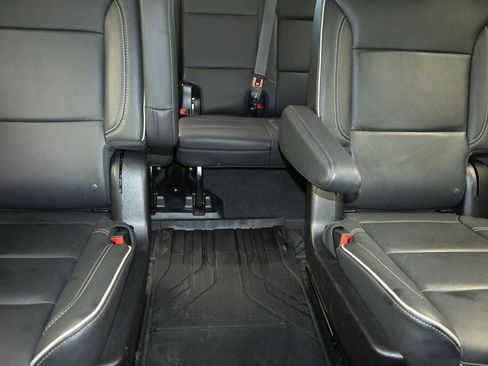 Used 2024 Chevrolet Tahoe Premier RWD image 27