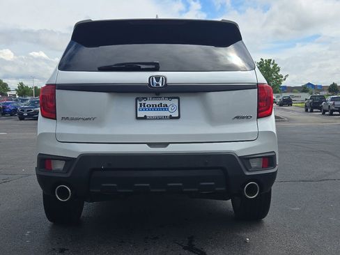 Used 2023 Honda Passport EX-L image 6