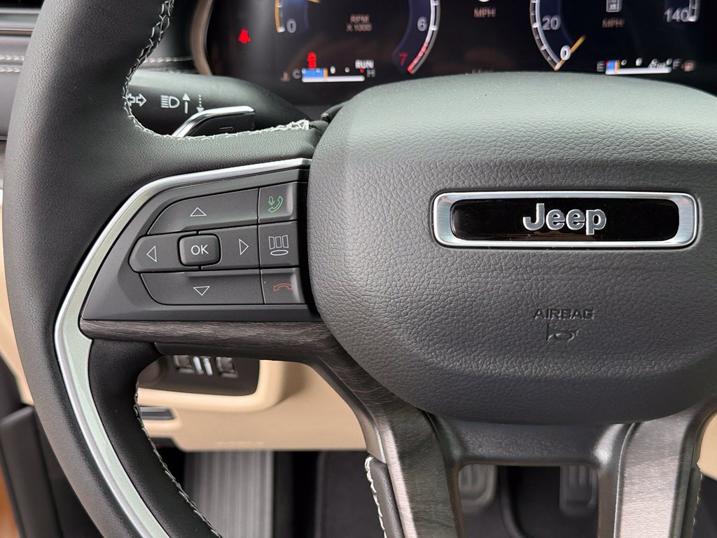 New 2027 Jeep Grand Cherokee Limited AWD/4WD image 14