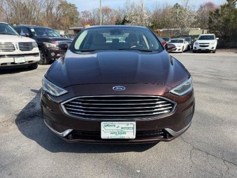 Used 2019 Ford Fusion SEL image 8