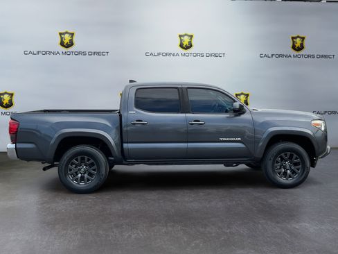 Used 2021 Toyota Tacoma SR5 AWD/4WD image 4