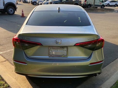 Used 2024 Honda Civic Sport image 28