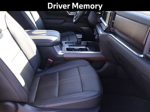 Used 2024 Chevrolet Silverado 1500 High Country w/ Midnight Edition image 14