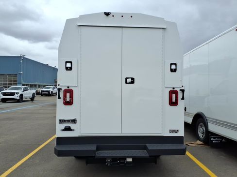 New 2024 Chevrolet Express 3500 w/ Power Convenience Package RWD image 5