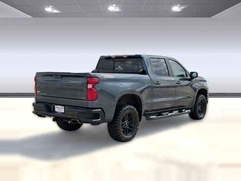 Used 2021 Chevrolet Silverado 1500 LT Trail Boss w/ Convenience Package II image 9