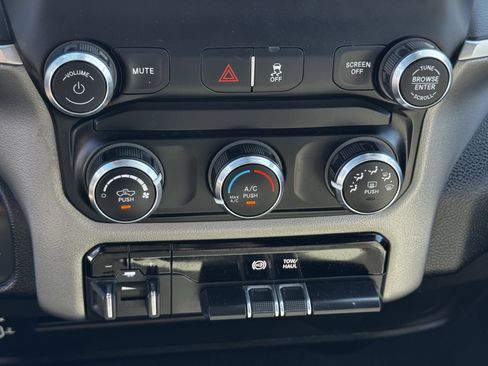 Used 2024 RAM 2500 Big Horn image 23