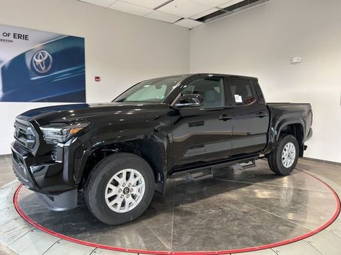 New 2026 Toyota Tacoma SR5 AWD/4WD image 2