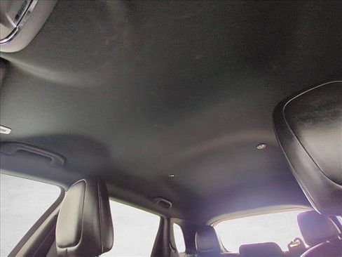Used 2019 Jeep Cherokee High Altitude AWD/4WD image 17